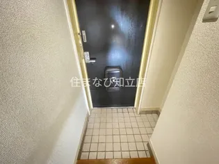 レジデンス東刈谷Ⅱ【2階】の玄関