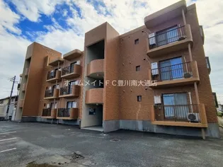 グレースリヴランの画像