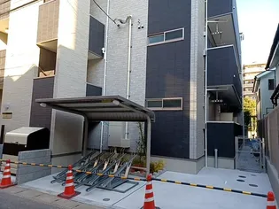 ロンファイブ【1階】の外観