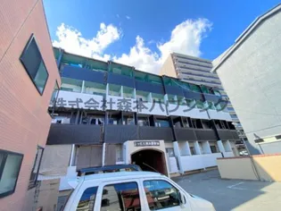シャルル四条畷駅前の画像