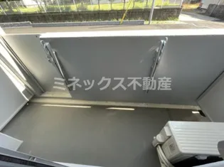 ピーノ グランデ【1階】の玄関