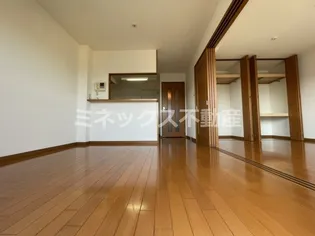 ファミリアOdo【3階】の居間