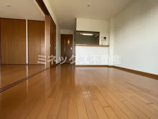 ファミリアOdo【3階】の居間