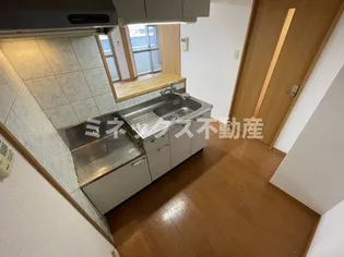 ラヴィドール【4階】のキッチン