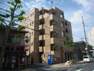 プリマード松伊【3階】の外観