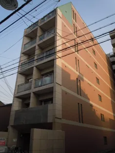 サンロイヤル五条【3階】の外観