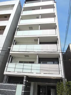 Blau Berg西ノ京【2階】の外観