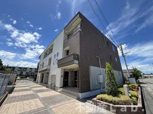 アヴニールの画像