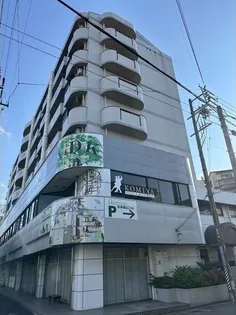 XーOVER21覚王山の画像