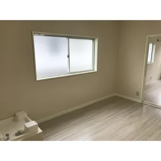 ラパールピア【2階】の居間