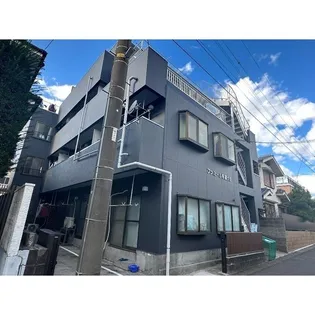 ファミール希望ヶ丘【3階】の外観