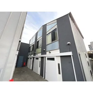 バイカーズアパートメント【1階】の外観