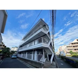 グランドコーポ【3階】の外観