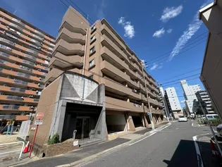 サンデンハイツ金山【6階】の外観