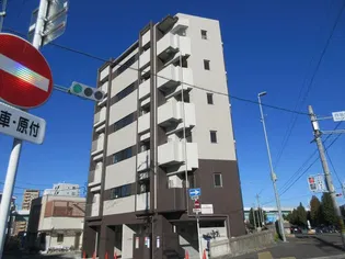 LA VERITE金山の画像