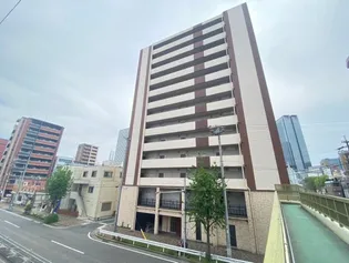 プラウランド名駅【6階】の外観