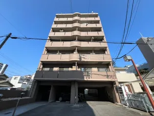 アーバンライフヤマゼン【3階】の外観