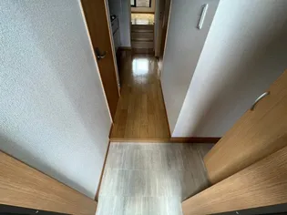 マリー【1階】の玄関