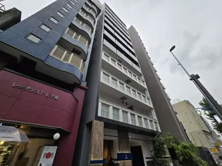 UN ROOM【2階】の外観