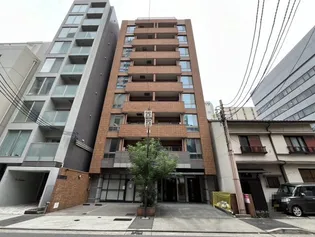 アーバン伏見【3階】の外観