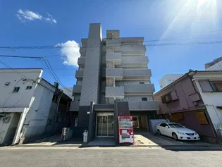 グランドソレイユ道下【4階】の外観