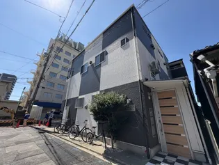 White Hills East(ホワイトヒルズイースト)【2階】の外観