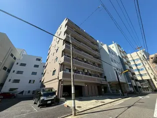 メルベーユ神田【3階】の外観