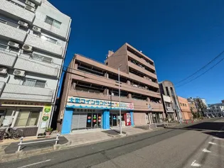 内山ビル【5階】の外観