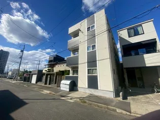 Blue Moon 名駅【2階】の外観