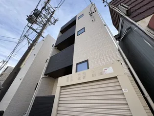 Somnium【1階】の外観