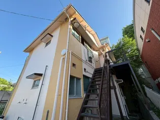 グランズ自由ヶ丘【1階】の外観