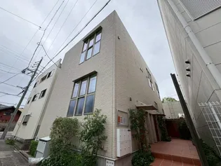 コレクション名駅西の外観