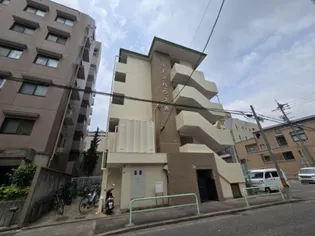 グリーンハウス吉【3階】の外観