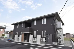 富山県富山市上冨居2丁目【アパート】の外観