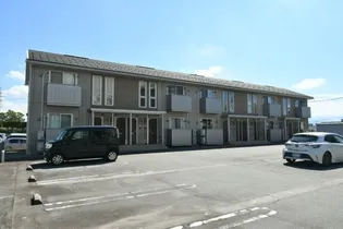 富山県富山市黒崎【アパート】の外観