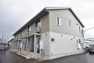 富山県富山市上冨居1丁目【アパート】の外観