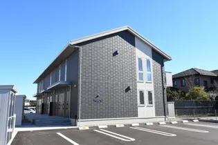 富山県富山市下堀【アパート】の外観