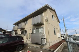 富山県砺波市平和町【アパート】の外観