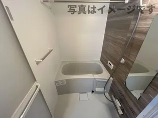 高岡市東下関新築アパート【1階】の風呂