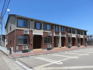 富山県砺波市幸町【アパート】の外観