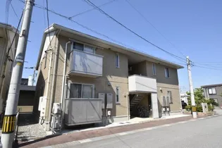 富山県富山市鵯島【アパート】の外観