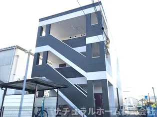 フラワーヒル【301号室】の外観