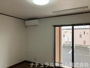 オリオン浅野の居間