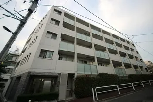 レヴィーガ大山【3階】の外観