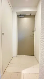 Beverly Homes 下赤塚【5階】の玄関