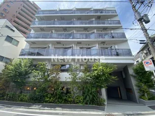 ルミーク本町ウェスト【3階】の外観