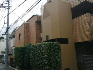 フラット本郷【1階】の外観