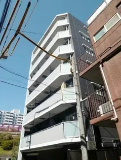 東京都新宿区下落合2丁目【マンション】の外観