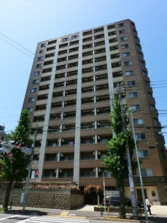 プレサンス本駒込アカデミア【9階】の外観