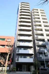 レガリアタワーレジデンス【2階】の外観